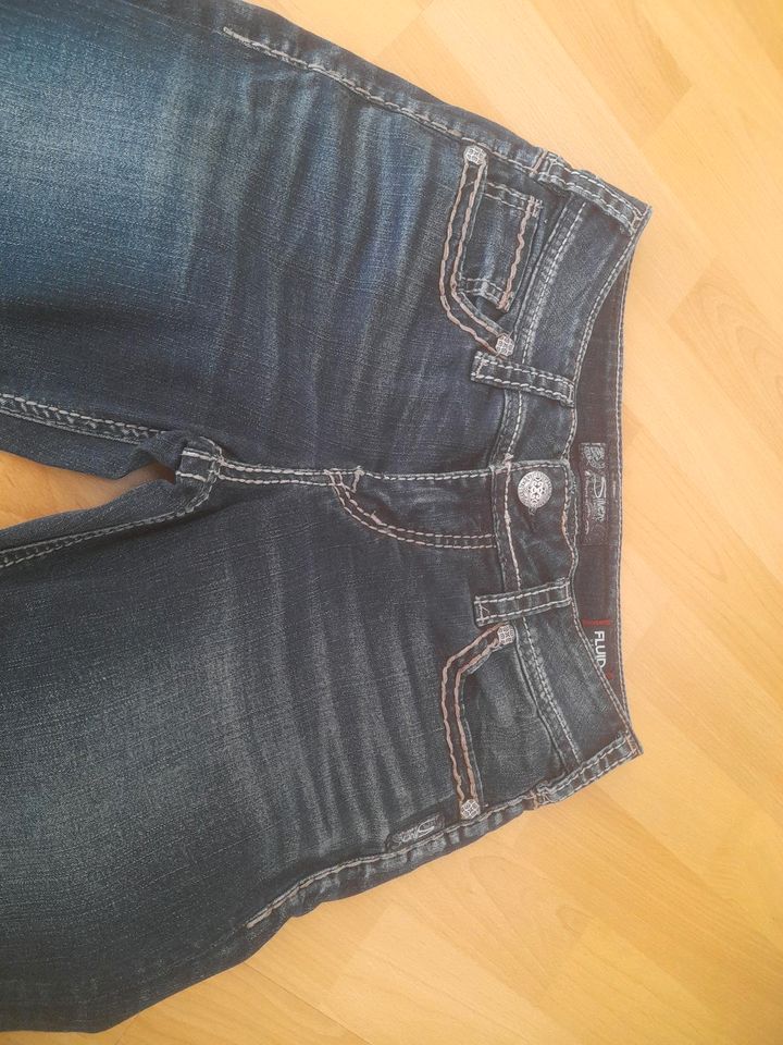 Damen Jeans W28/L32,Silver,neuwertig in Breidenbach (bei Biedenkopf)