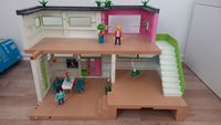 Playmobil Villa mit Beleuchtung Nordrhein-Westfalen - Waltrop Vorschau