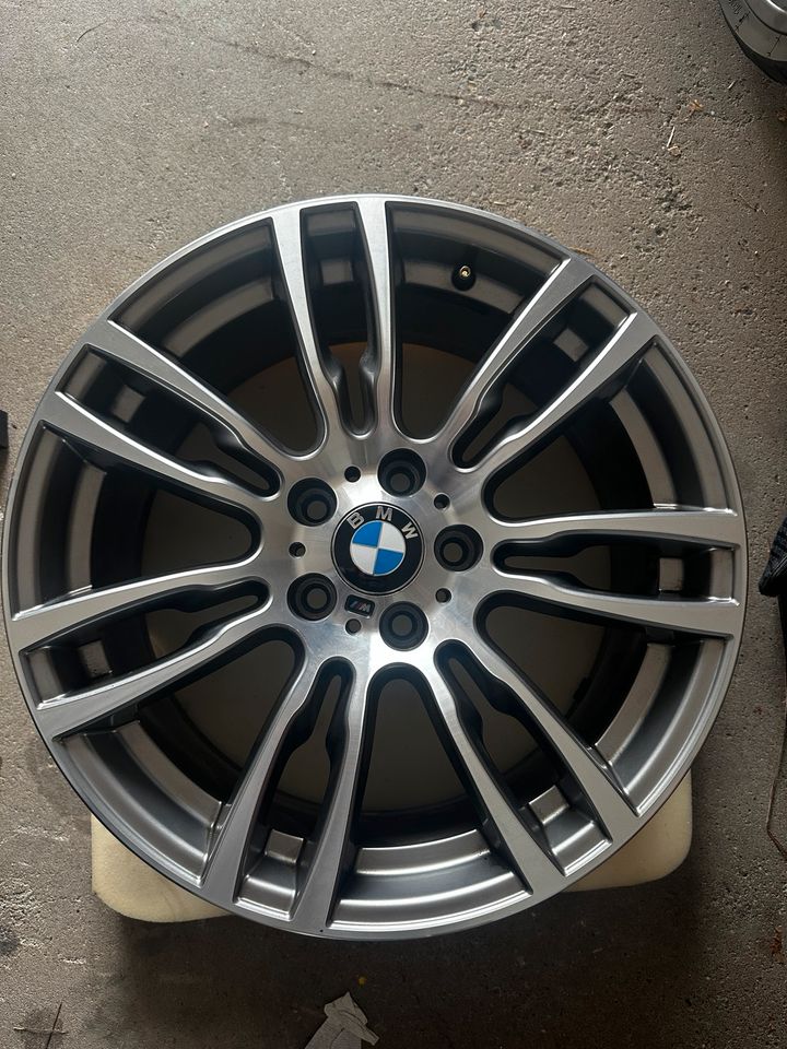 BMW Styling 403 F30 F31 F32 F33 F20 19 Zoll 5x120 in Lindlar