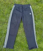 ADIDAS HOSE JEANS 48 SCHWARZ Hamburg - Bergedorf Vorschau