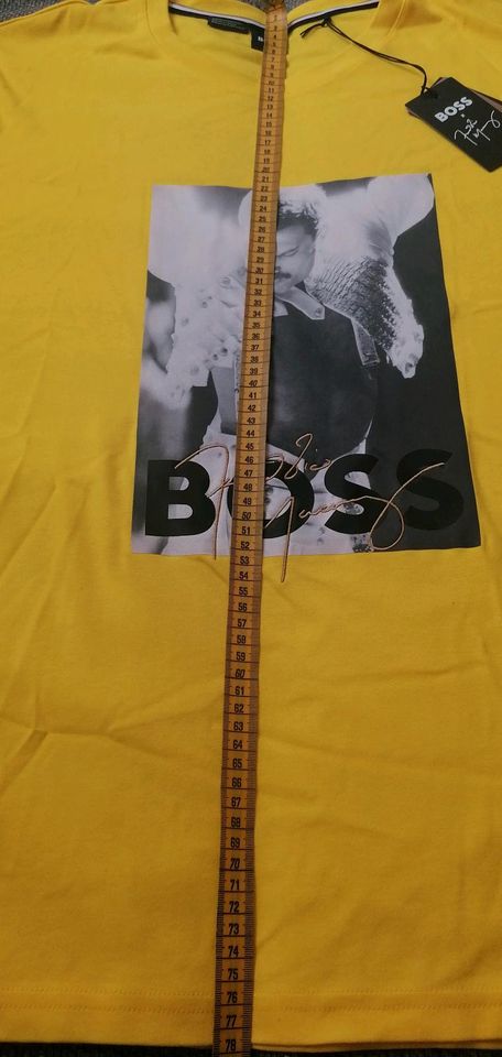 Hugo Boss T-Shirt Gelb in Neckartenzlingen
