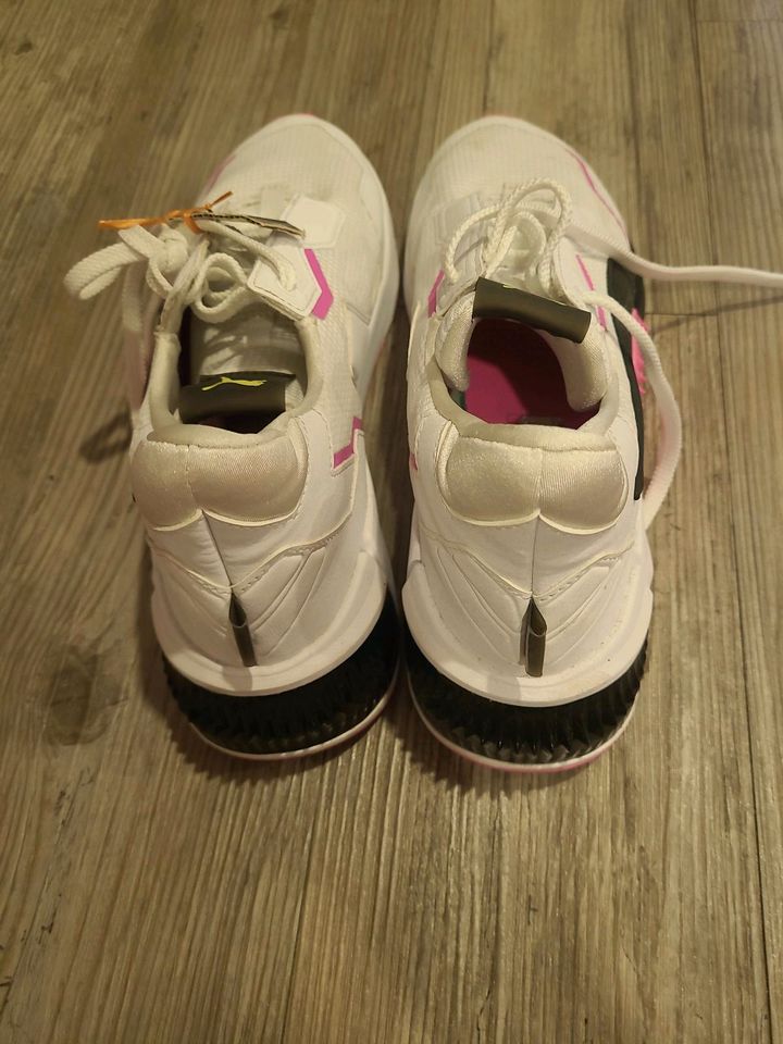Puma Schuhe in Eystrup