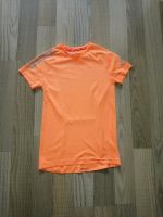 Adidas T-Shirt Größe 164 Jungen Mädchen Sportshirt Nordrhein-Westfalen - Essen-Fulerum Vorschau