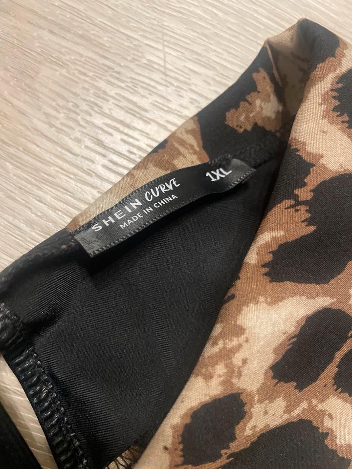 SHEIN Kleid ausgestellt, Leo, 1xl/ 44, nur 1x getragen ❤️ in Herten