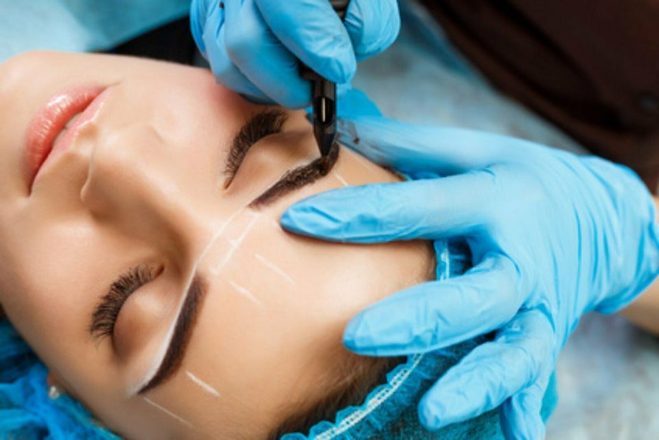 zertifiziert geprüfte Henna Brow Stylist Augenbrauen Schulung in Nürnberg (Mittelfr)