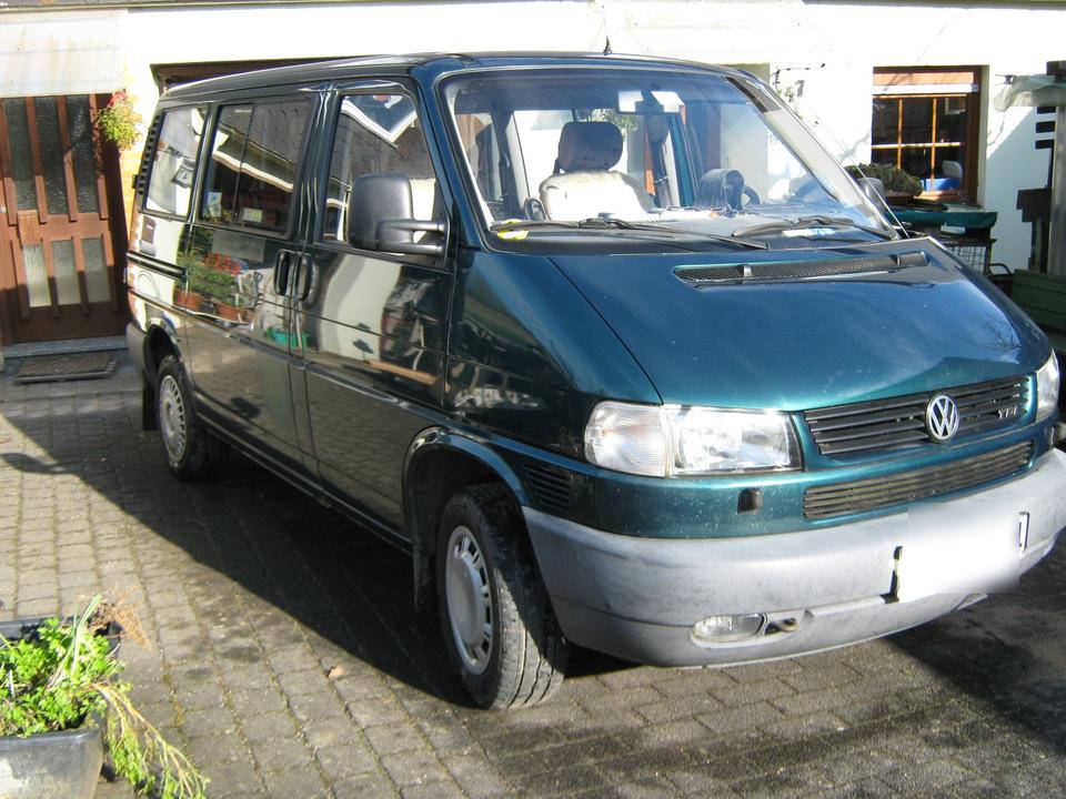 VW Bus T 4 Synchro in Macken