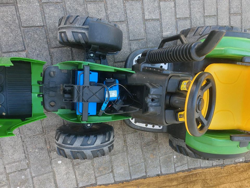 Peg Perego Elektro Traktor in Pössneck