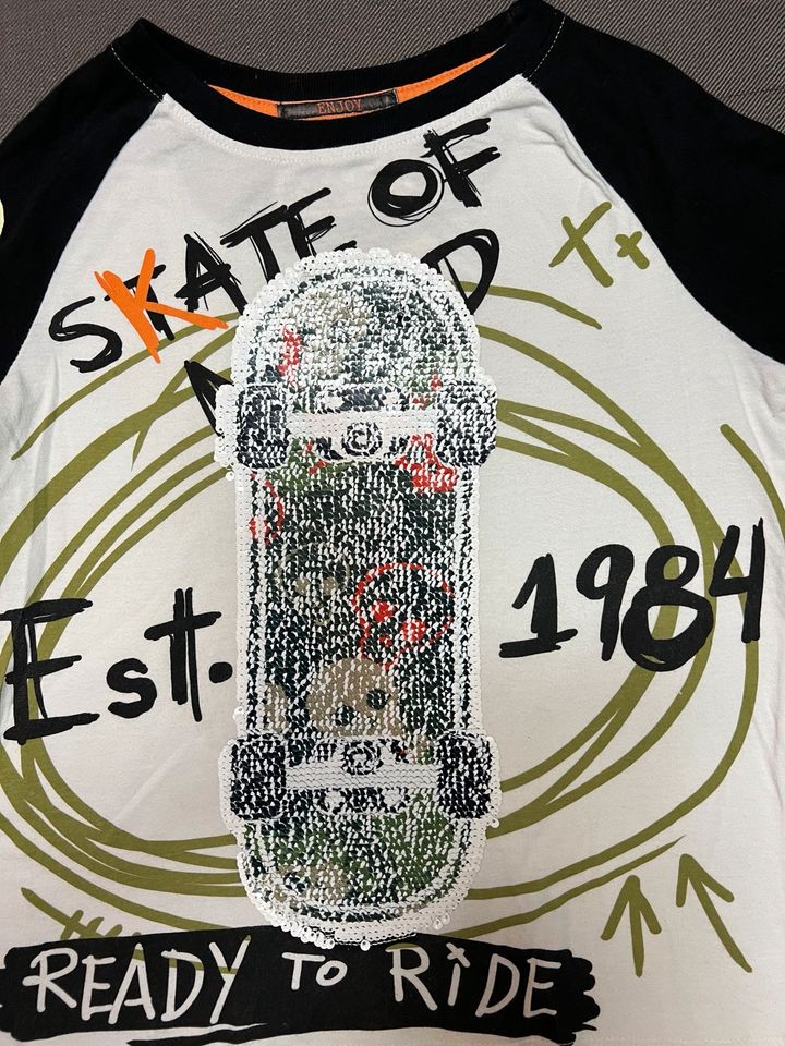 Desigual 7-9 langarm shirt Wendepailletten Skater neuwertig 1984 in Nürnberg (Mittelfr)