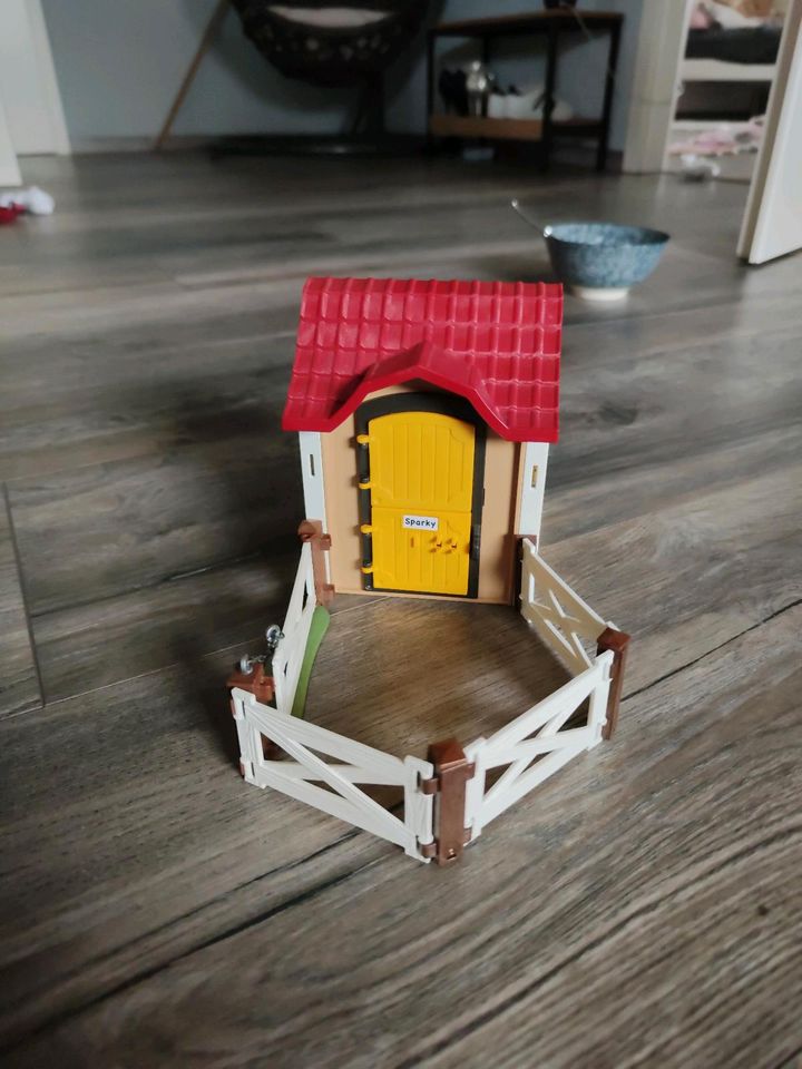 Playmobil Pferdebox in Grömitz