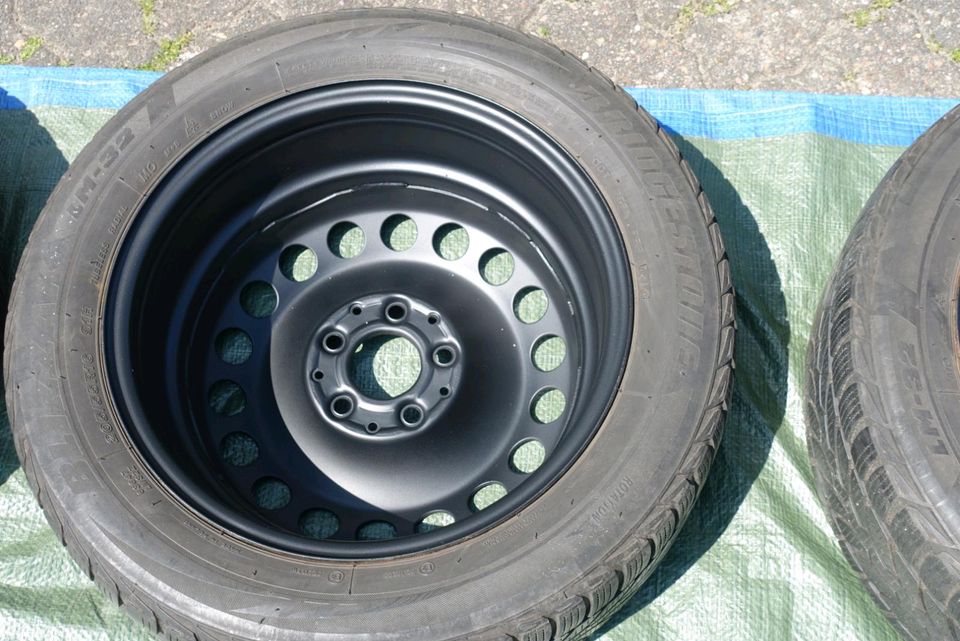 Bridgestone Winterreifen 205 55 R16 Stahlfelgen RDKS Mercedes in Schlangen