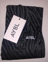 AYBL | Animal Seamless | Leggings | schwarz & grau | S Rheinland-Pfalz - Koblenz Vorschau