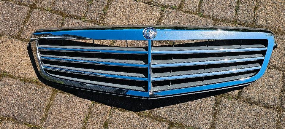 Grill w204 mercedes Benz mb in Moers