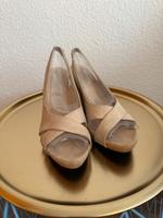UGG Wedges Keilsandalen Keilabsatzsandale Plateau 39 Essen-Borbeck - Dellwig Vorschau