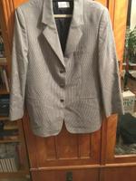Damenblazer Delmod Gr. 46 blau/weiß-kariert NEUWERTIG Brandenburg - Dallgow Vorschau