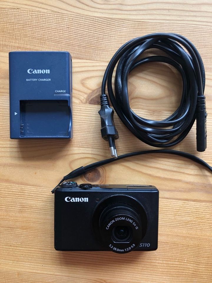 Canon Powershot S110 defekt mit Ladegerät und Akku Objektivfehler in Kassel