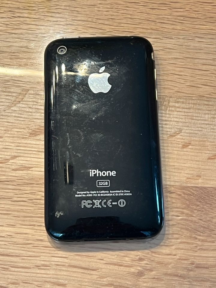 Apple Iphone 3Gs 32GB inklusive OVP in Sandhausen