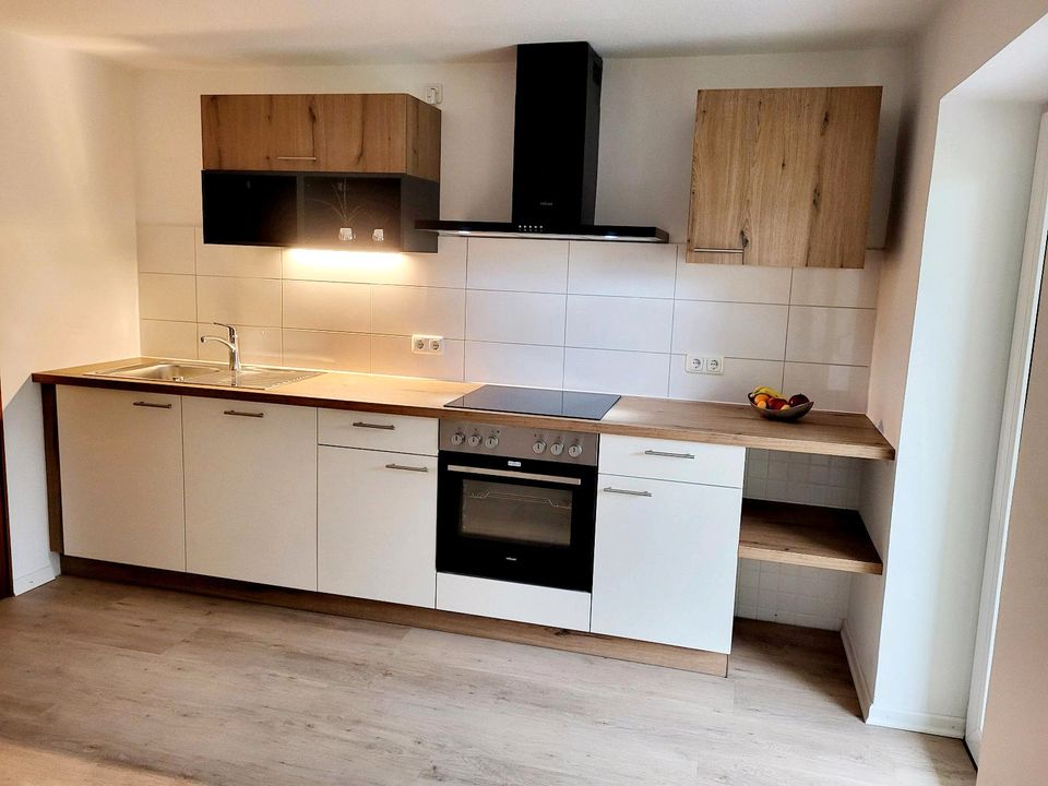 Helle gepflegte 4 Zimmerwohnung mit neuer Einbauküche in Bad Griesbach im Rottal