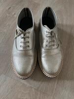 Tommy Hilfiger Oxford Schuhe in Silber in 38 Friedrichshain-Kreuzberg - Kreuzberg Vorschau