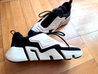 Prada Sneaker „Techno Stretch“, Größe 43, einmal getragen Berlin - Schöneberg Vorschau
