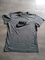 Nike T-shirt Gr. M Hugo Boss Calvin Klein Saarland - Überherrn Vorschau