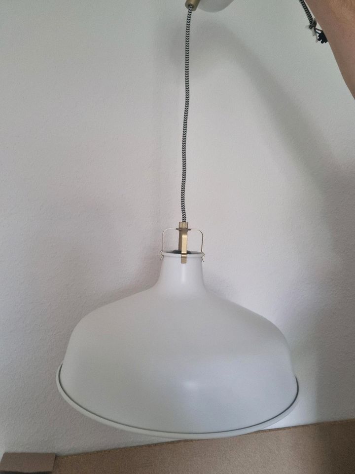 Lampe Ikea in Kalefeld