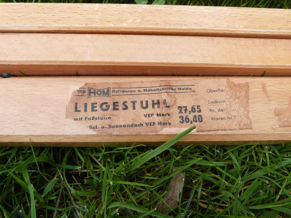 2 x Original DDR Liegestuhl mit Fußteil Holz ALT vintage RETRO in Greiz