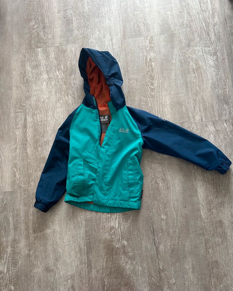 Jack Wolfskin Kinder Regenjacke in Augsburg