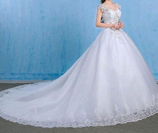 Brautkleid zu verkaufen gr 46 fustan in Feichten