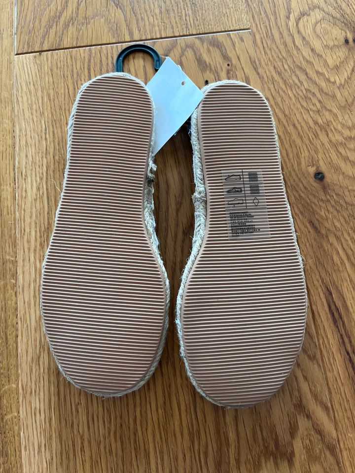 Kinder Espadrilles Schuhe Größe 30 schwarz unisex NEU in Königstein im Taunus