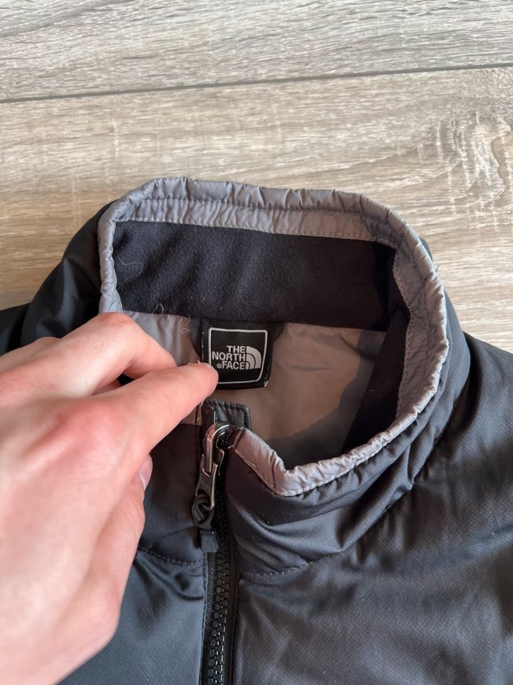 The north face vintage Jacke Daunenjacke hyvent dryvent Tnf Zip in Neustadt am Rübenberge