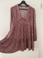 Braun lila Stradivarius Blumenkleid Sommer mit Kragen Minikleid Saarbrücken-West - Altenkessel Vorschau