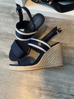 TOMMY HILFIGER Keilsandalen Nordrhein-Westfalen - Gummersbach Vorschau