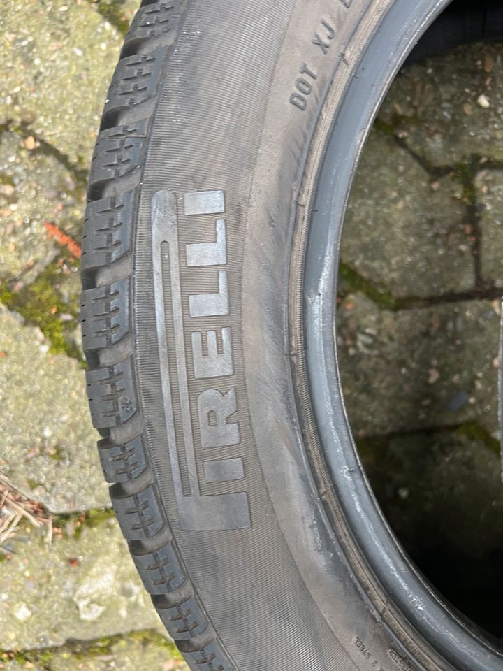 2 St Pirelli Winter Reifen 185/60/R15, 7!  mm, 2016, 2 Stück in Hannover
