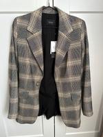 Schicker Blazer 34 NEU Berlin - Neukölln Vorschau