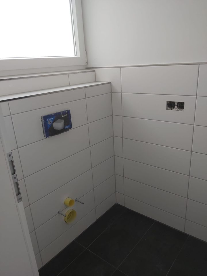 Fliesenverlegung / Hausrenovierung/Badsanierung/Renovierung/Handwerker/Sänitar in Neckartenzlingen