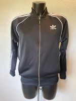 Sweatjacke 36 Schwarz Super Zustand von Adidas Lübeck - Buntekuh Vorschau