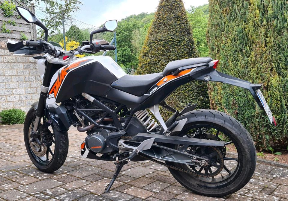 KTM Duke 125 in Bad Salzdetfurth