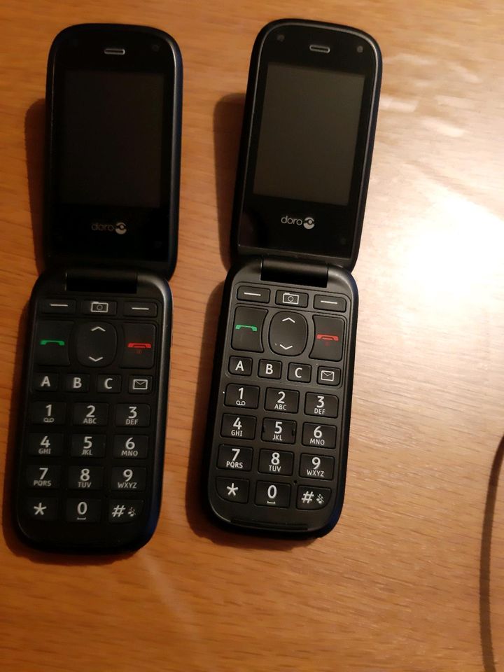 2 Klapp Handys/ Doro Phone Easy 612 in Breuna