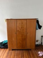 BALD ABZUHOLEN: Wunderschönen Vintage Kleiderschrank Pankow - Prenzlauer Berg Vorschau