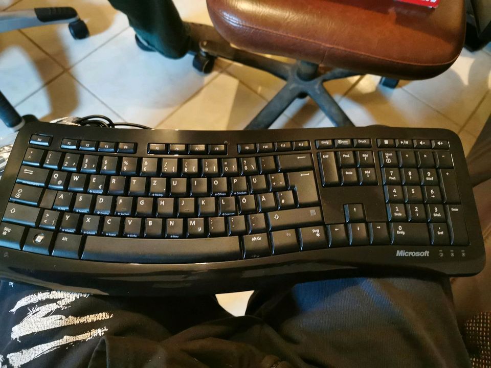 2x PC Tastatur in Karstädt Prignitz