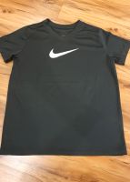 T-Shirt Nike, schwarz Brandenburg - Löwenberger Land-Löwenberg Vorschau