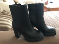 Schwarze Stiefeletten Catwalk 38 Hessen - Pohlheim Vorschau