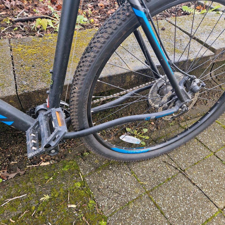 FUJI Bikes Größe 58 in Breckerfeld