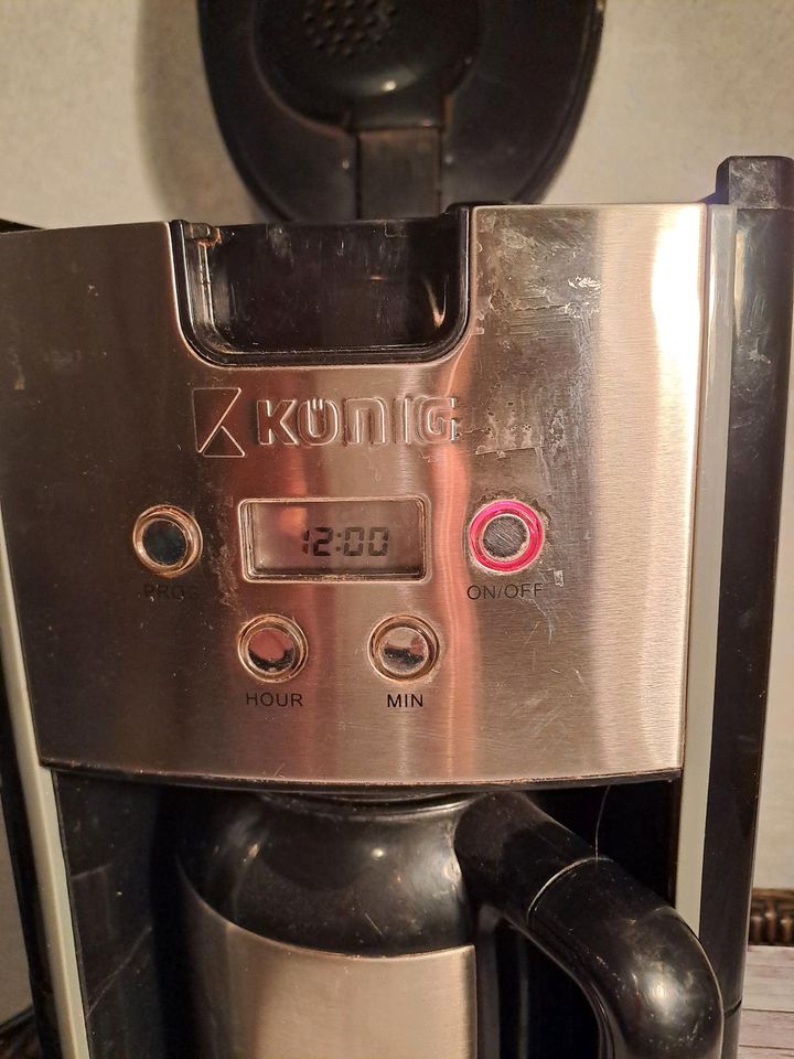 Kaffeemaschine mit Thermoskanne in Ferdinandshof