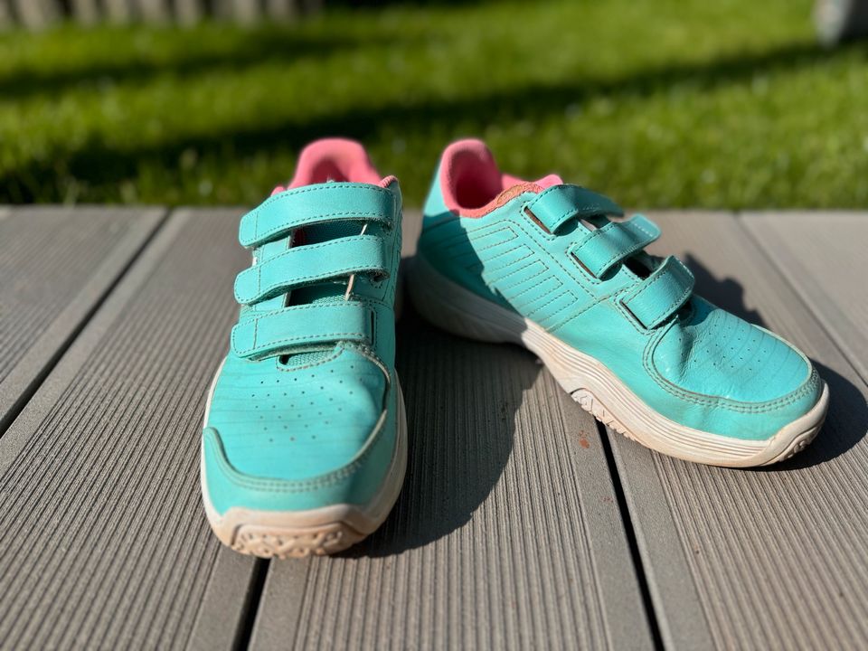 K Swiss Tennis Sport Outdoor Schuhe 35 sneaker Mädchen in Leichlingen