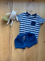 H&M handmade Set Shorts Bummies T-Shirt blau weiß 74/80 Sachsen - Radebeul Vorschau