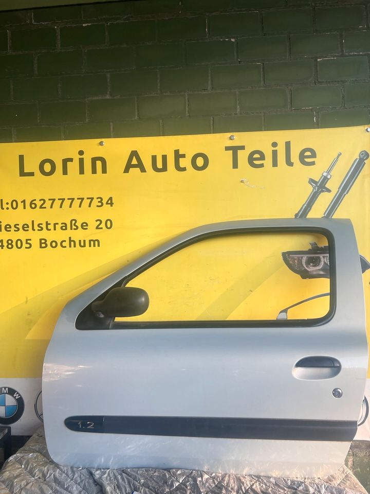 Renault Clio Tür vorne links 3 Türen 2000-2001-2002-2003-2004-200 in Bochum