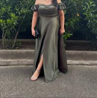 Elegantes Abendkleid in Olivgrün Hessen - Sinn Vorschau