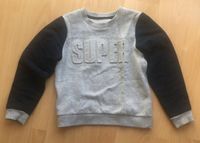 Warmer Sweater mit 3D Aufdruck "Super", Gr. EU 122/128 Baden-Württemberg - Wendlingen am Neckar Vorschau