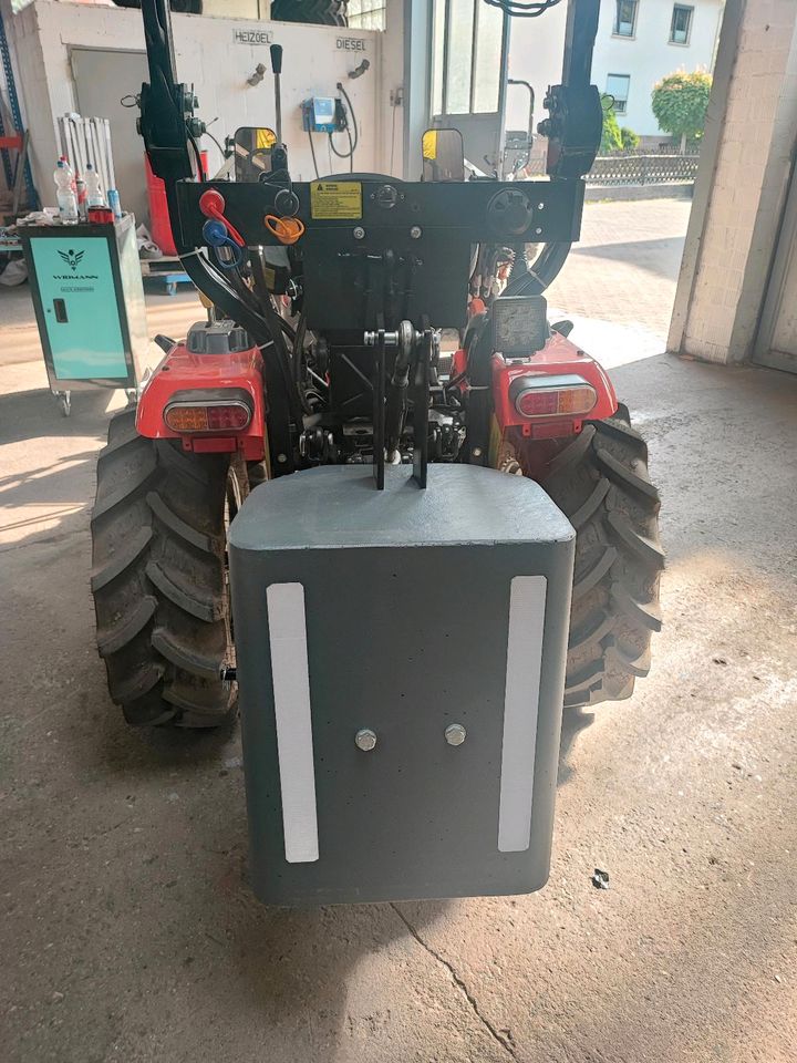 Heckgewicht Traktor Kleintraktor 300kg Neu ! in Hessen - Witzenhausen |  Gebrauchte Agrarfahrzeuge kaufen | eBay Kleinanzeigen ist jetzt  Kleinanzeigen